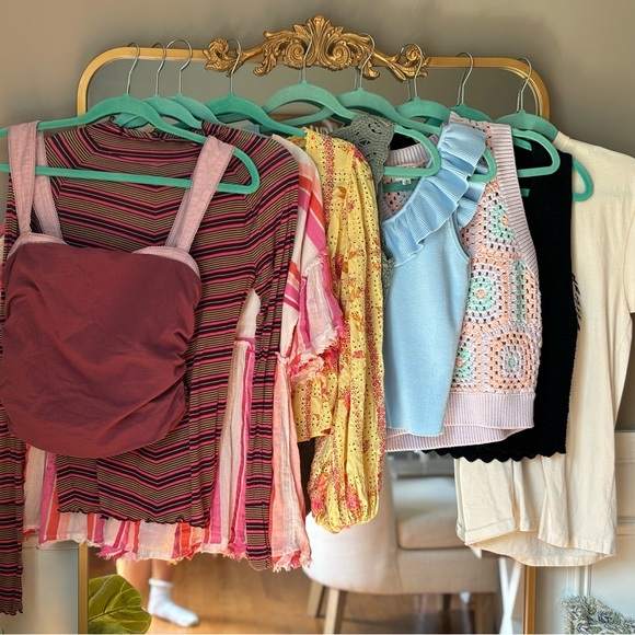 Sweater Vest - Picture 2 of 2